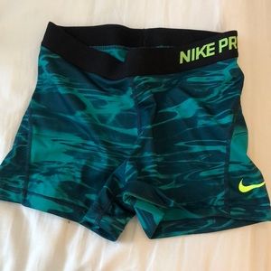 Nike Pro training workout shorts